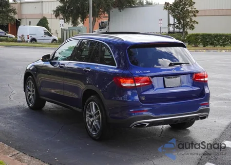 2017 Mercedes-Benz Glc 300 из США, поврежденный, VIN WDC0G4JB4HF201XXX